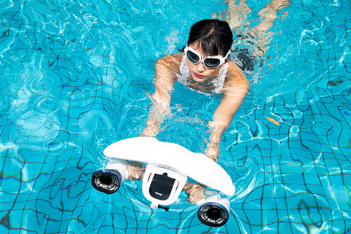 Underwater scooter
