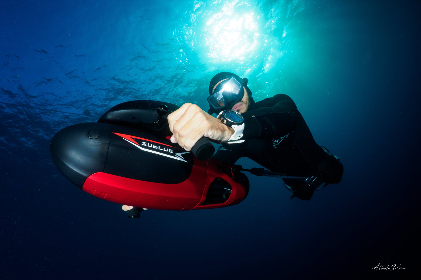 VAPOR Underwater Scooter