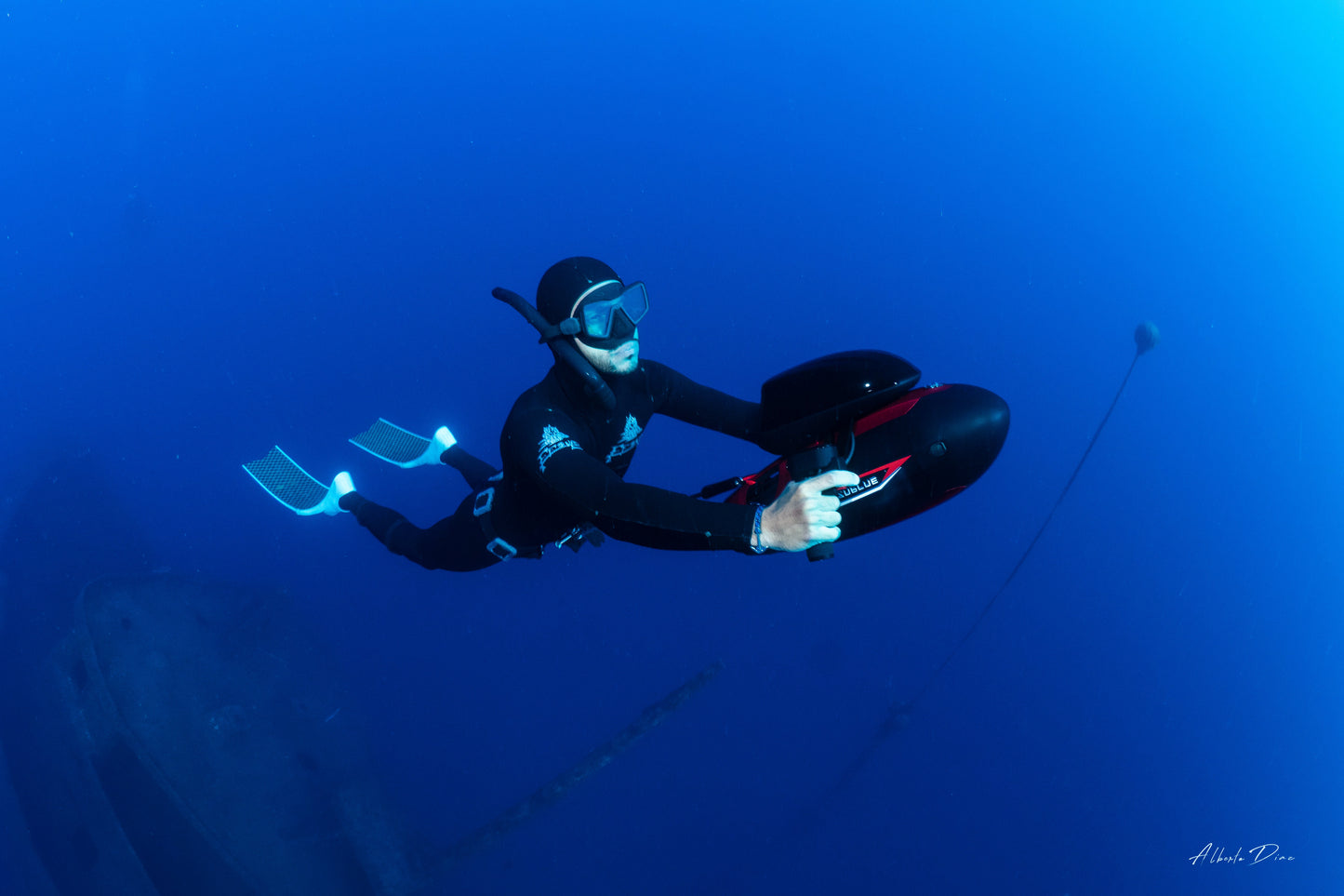 VAPOR Underwater Scooter