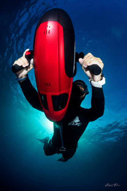 VAPOR Underwater Scooter