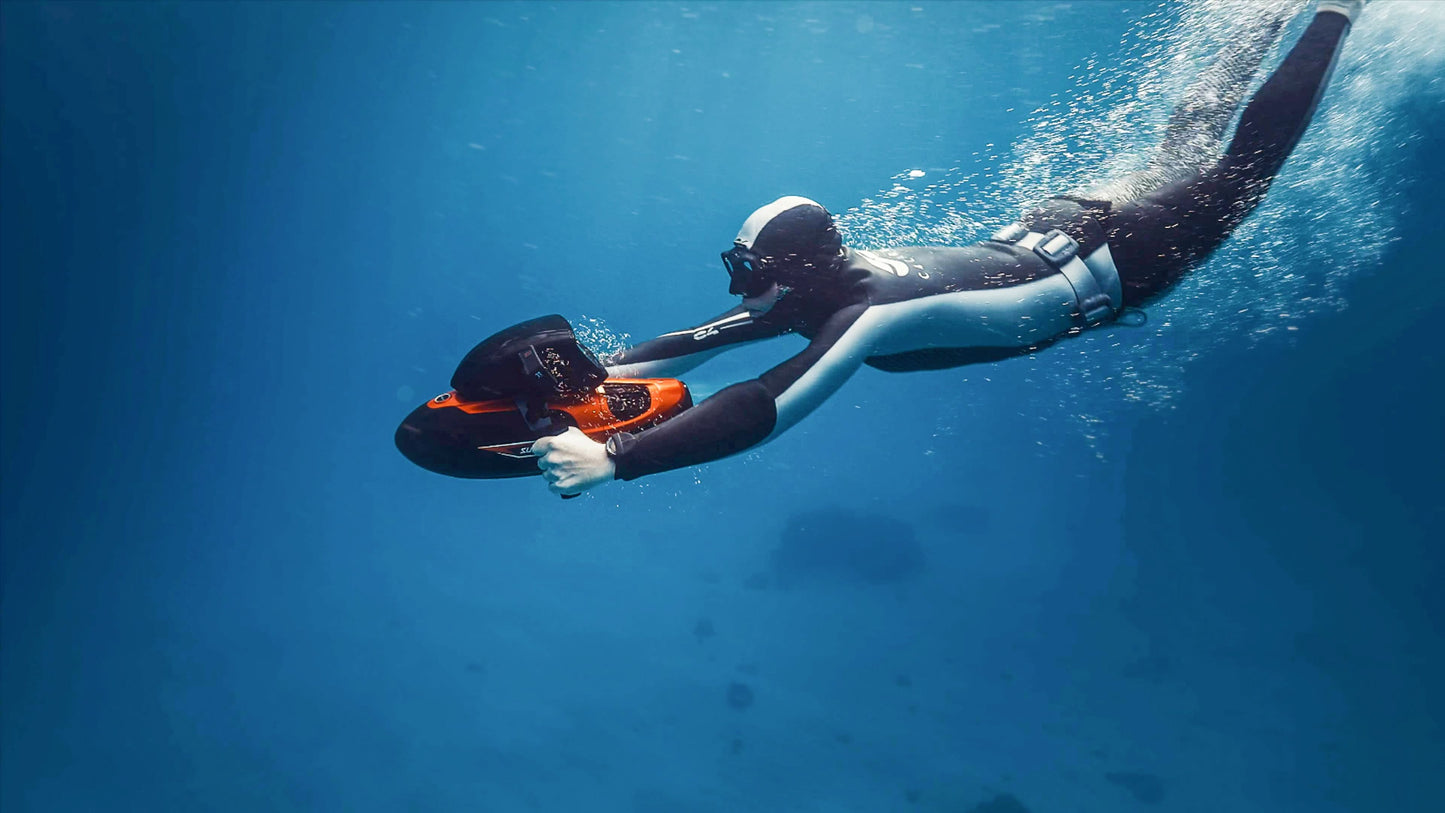 VAPOR Underwater Scooter