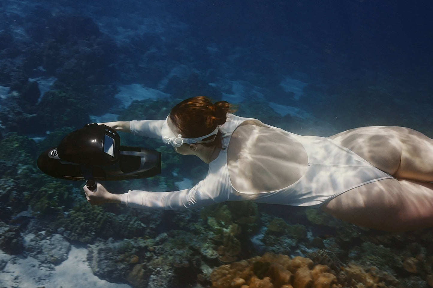 VAPOR Underwater Scooter