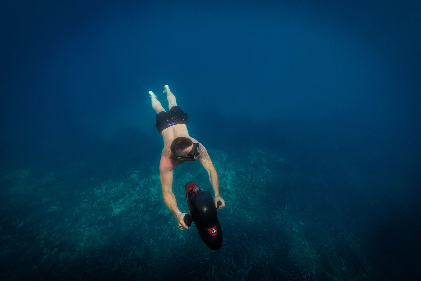 VAPOR Underwater Scooter
