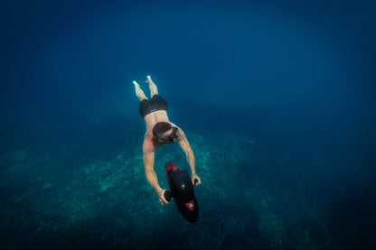 VAPOR Underwater Scooter