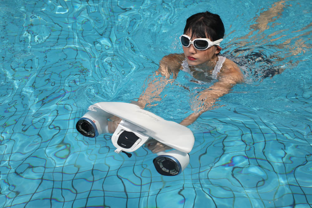 Underwater scooter