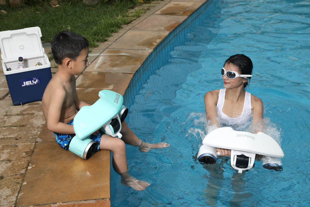 Underwater scooter