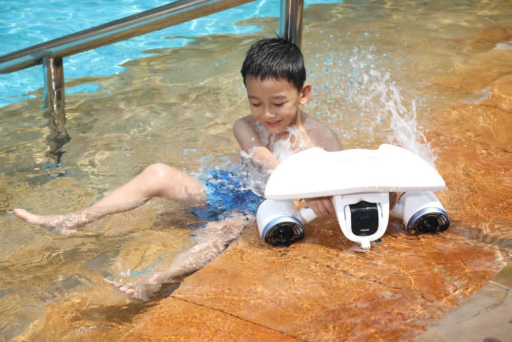 Underwater scooter