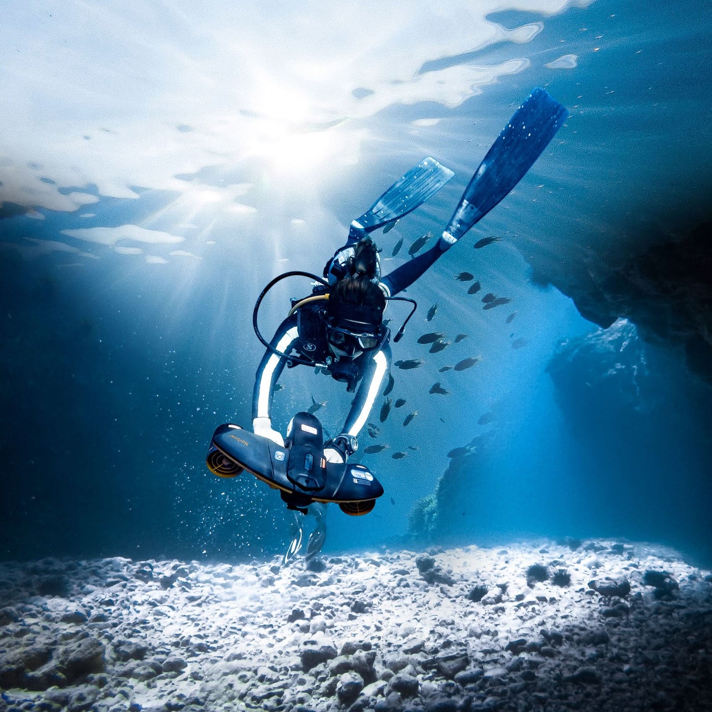 Navbow+ Underwater Scooter
