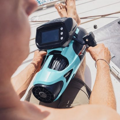 VAPOR Underwater Scooter