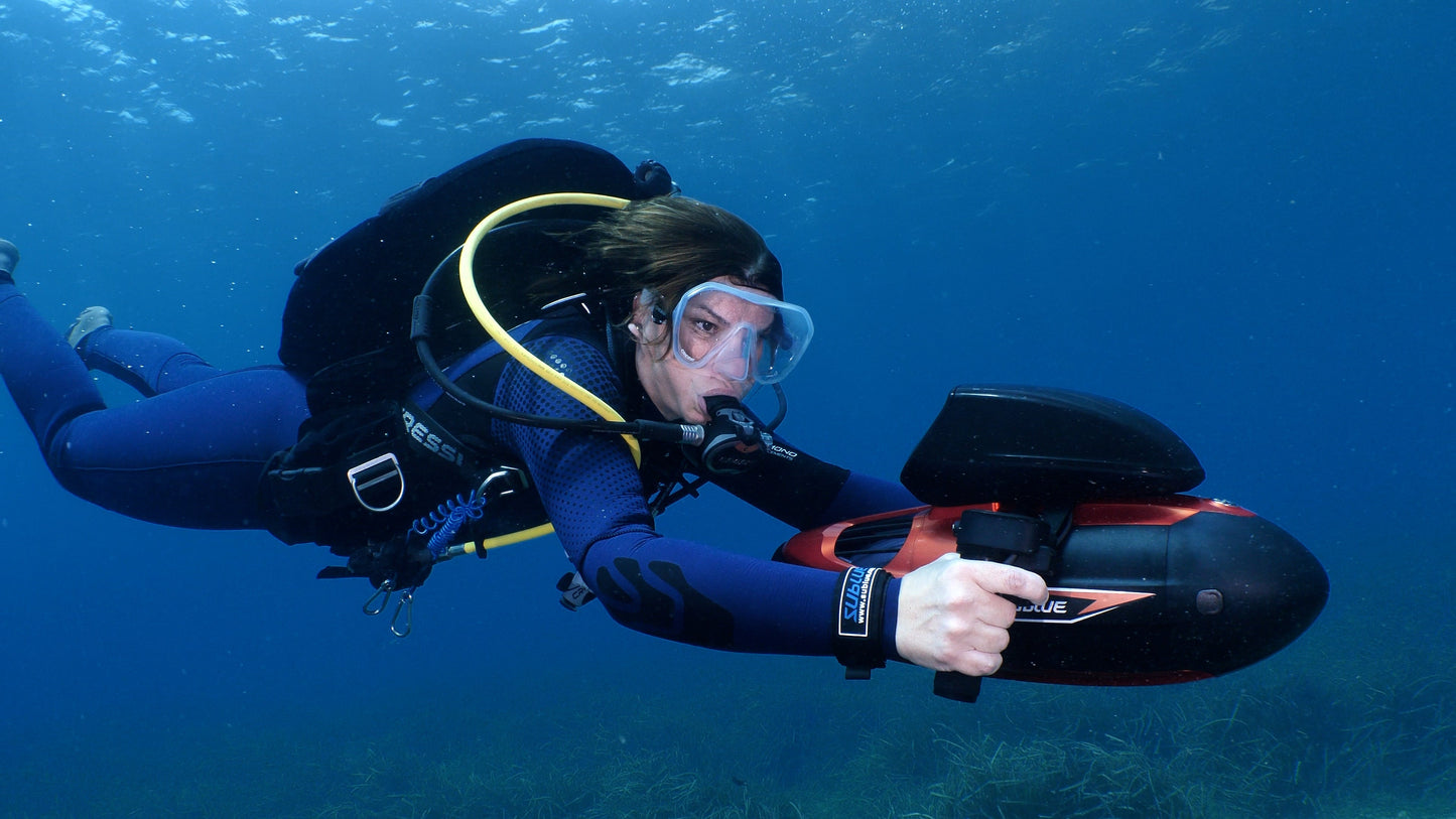 VAPOR Underwater Scooter