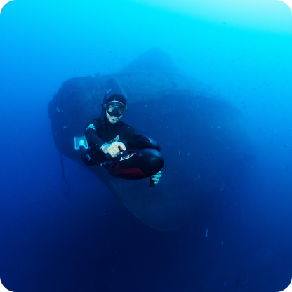VAPOR Underwater Scooter