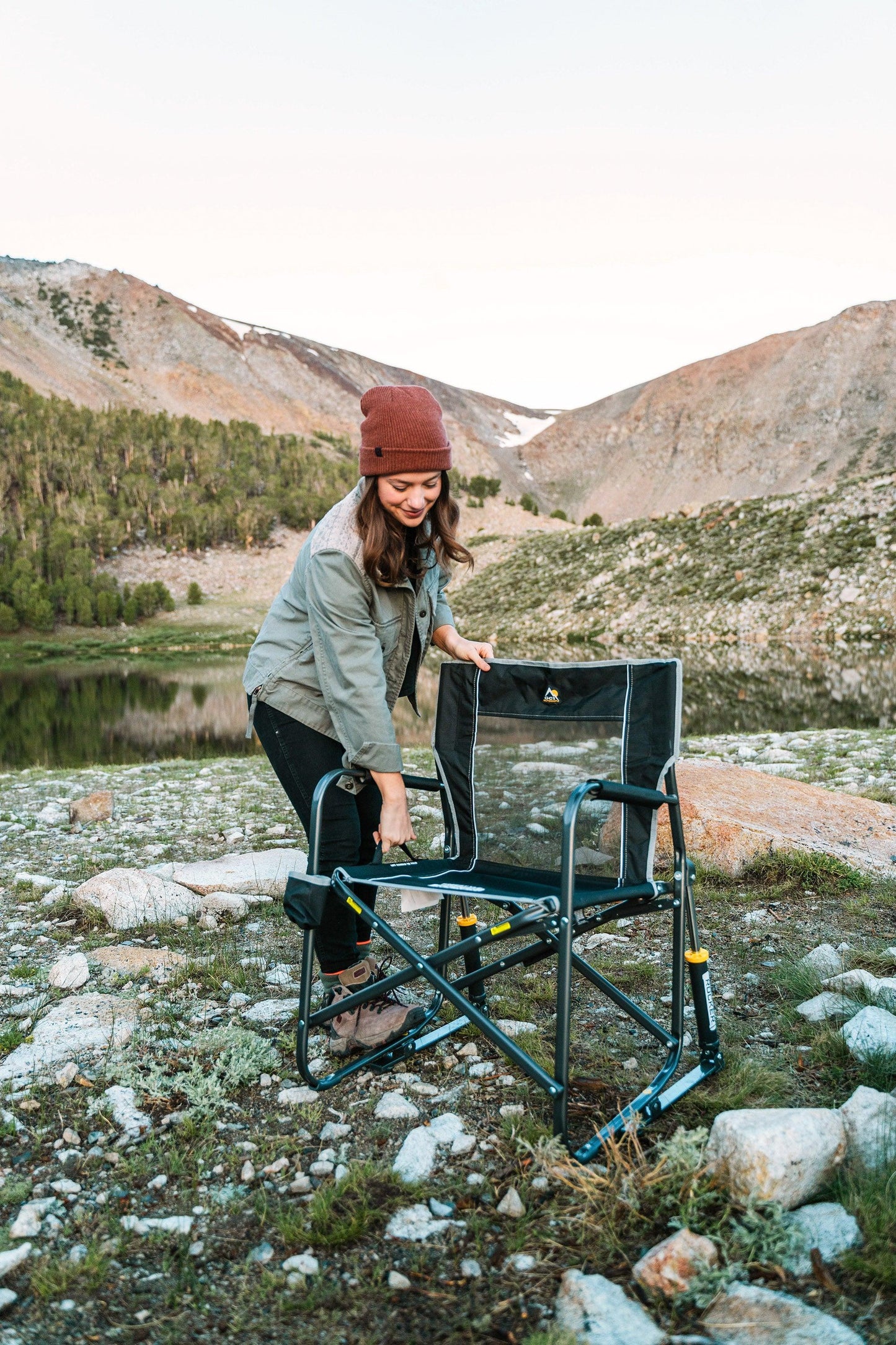 Freestyle XL Folding Rocking Chair- Table
